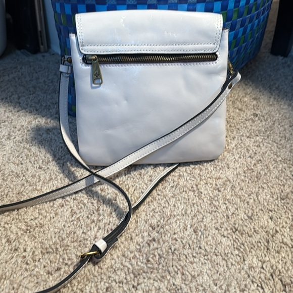 Patricia Nash Balluri Crossbody Bag Cream White Leather Flap Purse NWOT - Picture 7 of 10